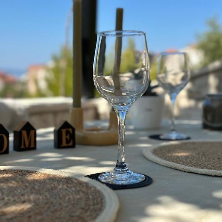 Romantic Stone- Studio Apartman Оміш Екстер'єр фото